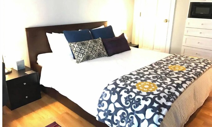 Mission District House | Private Garden Room in Victorian Home!