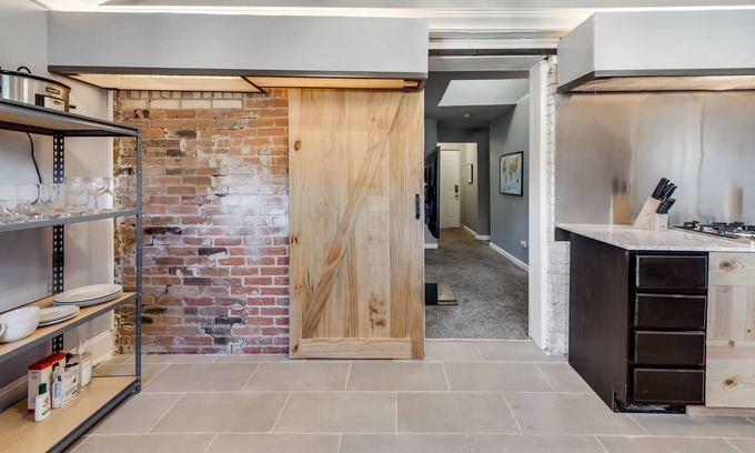 Oak Cliff Apartment | Private Guest House - Charming Neighborhood!