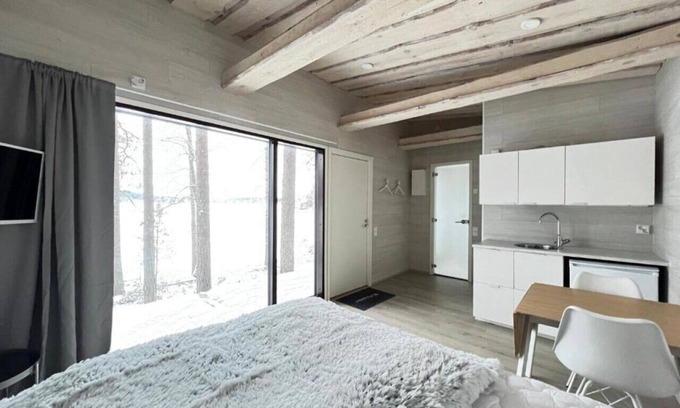 Vaajakoski Apartment | Private High Quality Suite with Sauna & Lake Views