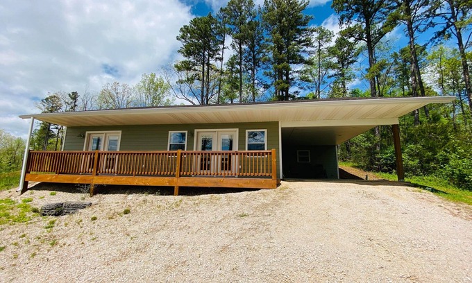 Van Buren Cabin | Private Hilltop Cabin Near Current River