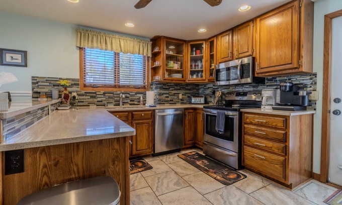 Suttons Bay House | Private home in Suttons Bay