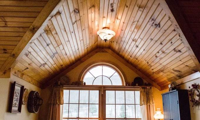 Mercersburg House | Private home on 87 acres, surrounded by State Game Lands in Mercersburg, PA.