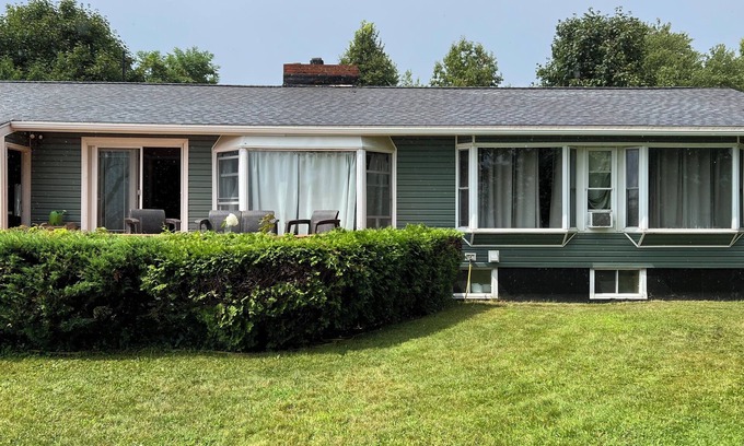 Franklin County House | Private home on the lake with gorgeous views & modern amenities that sleeps 10
