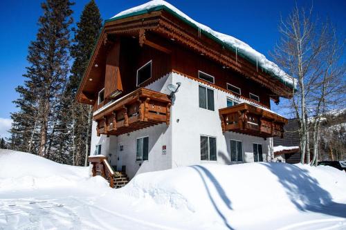Salt Lake Mountain Resorts House | Private Home Perfectly Located at Brighton Ski Resort!