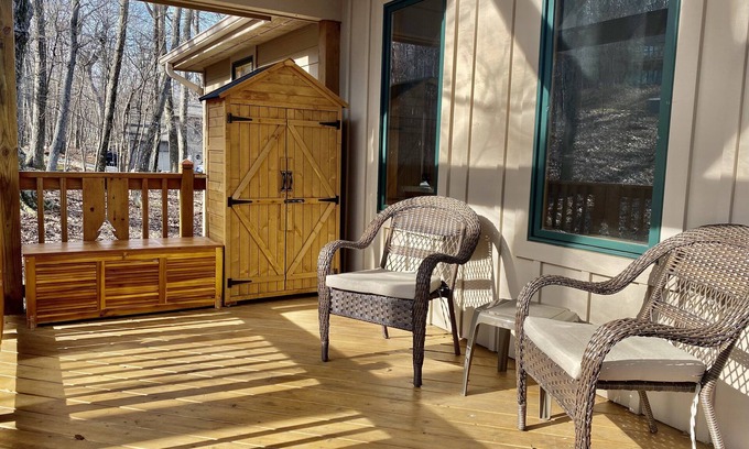 Chestnut Springs House | Private home tucked in the woods
