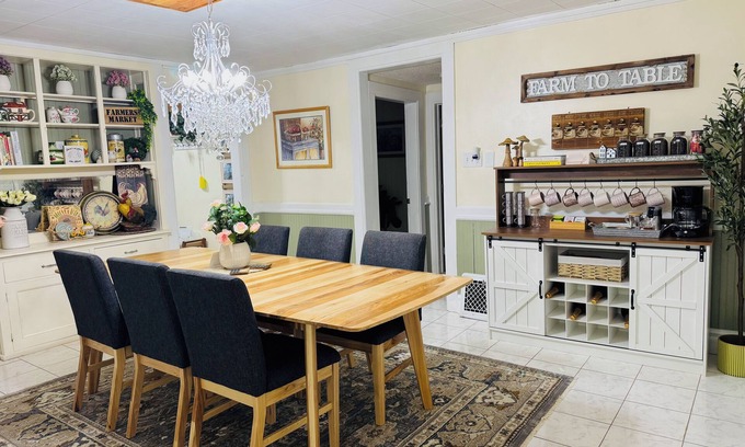 Cottage Grove House | Private Home w/King Bed in tranquil Cottage Grove-WiFi, AC, near Twin Cities