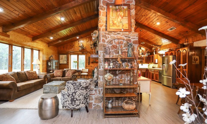 La Grange House | Private home with pool minutes from downtown La Grange and Antique Shopping