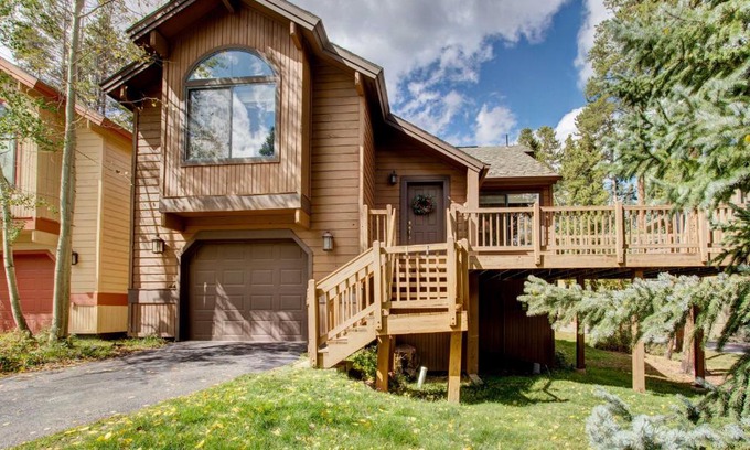 Park Forest Estates House | Private Hot Tub and Deck Breckenridge Abode!