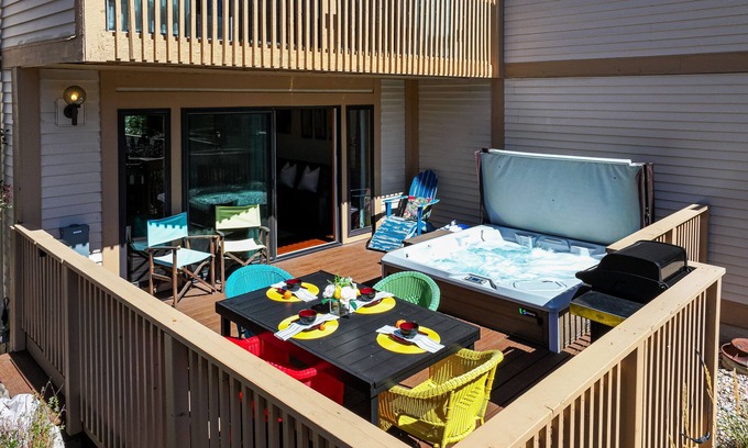 Park Meadows Condo | Private Hot Tub, Close to Ski, Next to Recreational Center