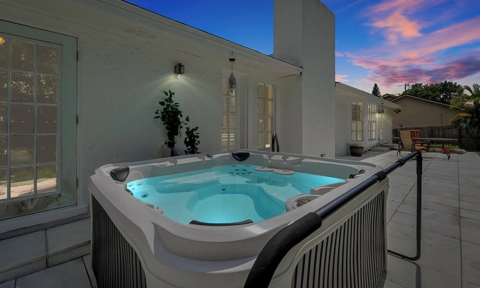 Florida Central Atlantic Coast House | Private Hot Tub Stay By Disney