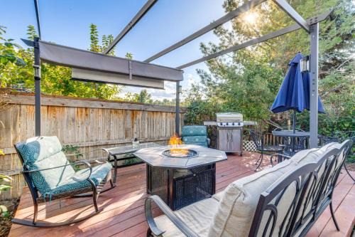 Prides Crossing House | Private Hot Tub with Projector Modern Aurora Home