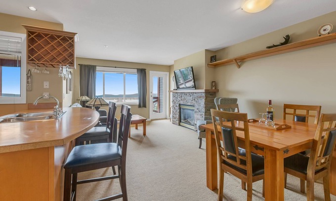 Big White Ski Resort House | Private hot tubs steps from village