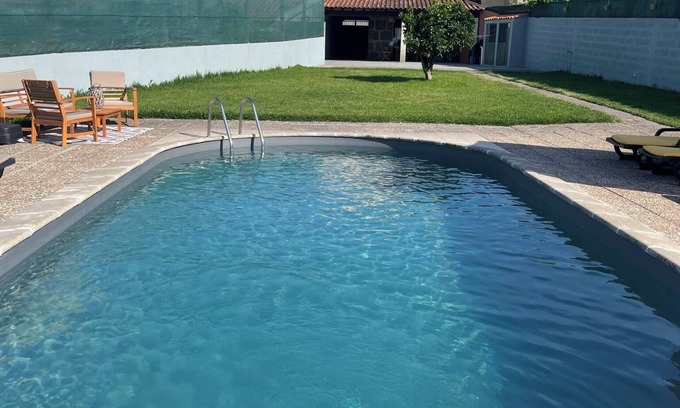 Varzea da Ovelha e Aliviada House | Private House with Pool