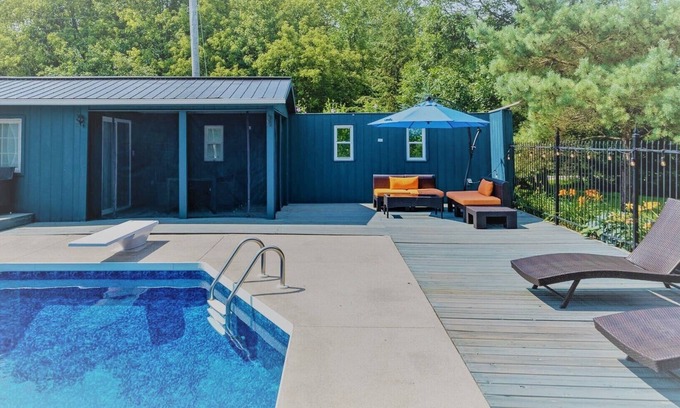 Picton House | Private House near Sandbanks on acreage with resort like feel