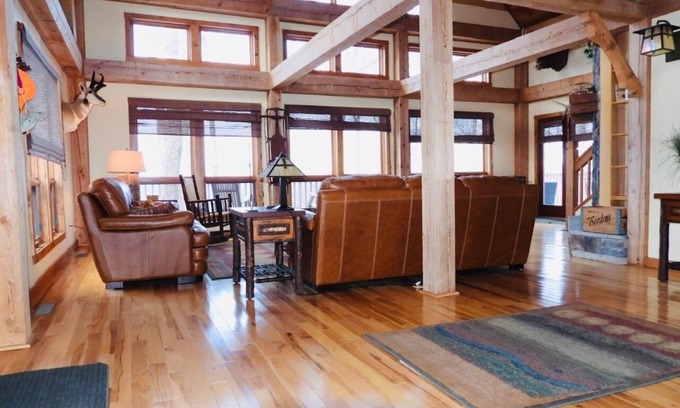 Monticello House | Private Lake Cumberland Lodge with Breathtaking Views, Sleeps 20+