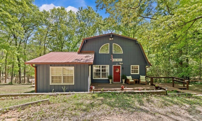Jack Cottage | Private Lake House near Enterprise