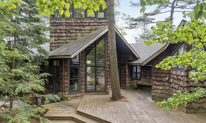 Shelby House | Private Lake Michigan Beach Frontage
