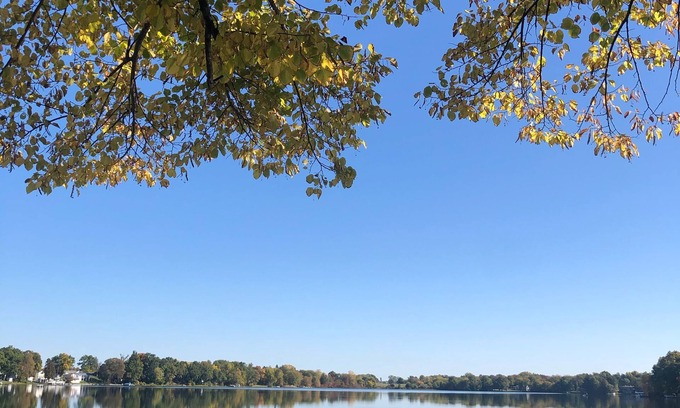 Howe House | Private Lake, Sleeps 11, Near Shipshewana, 4 Bedrooms, 2 Baths