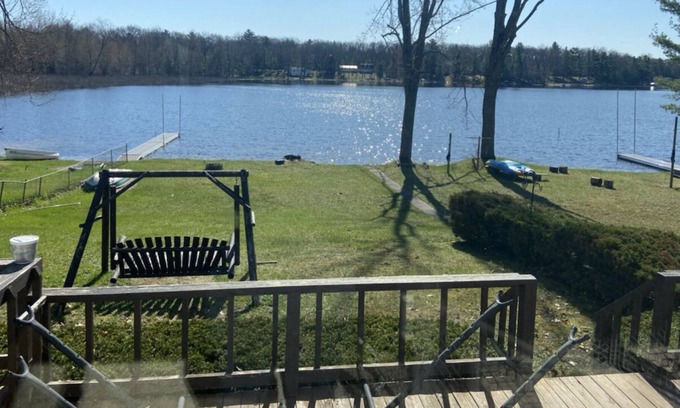 Branch Cottage | Private Lakefront Cottage