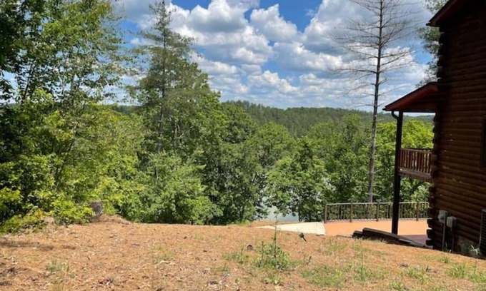 Morganton House | Private Lake Waterfront+ Dock, Sauna, Hot Tubn