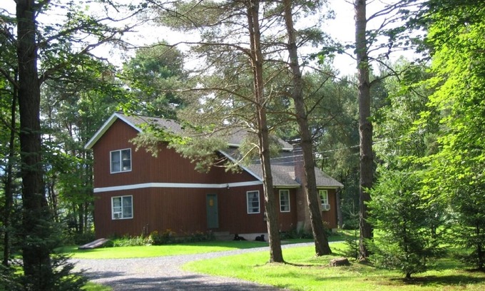 Morrisville House | Private Location, Fireplace, WiFi, AC, Minutes to Stowe Village