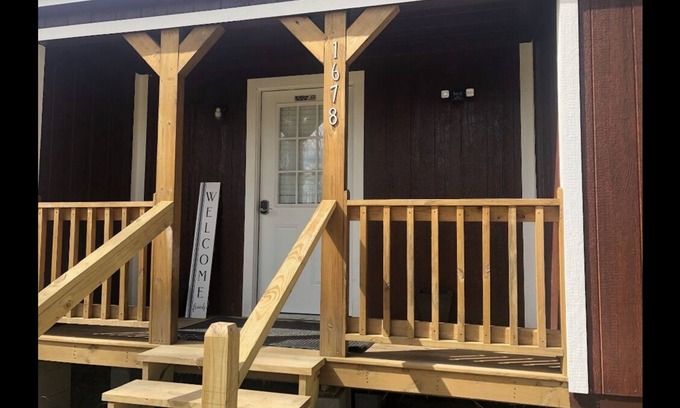 West Point Cabin | Private Louisiana style cabin w/fire pit
