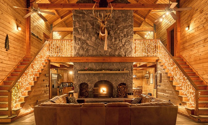 Brownfield Cabin | Private Luxury Cabin Deep in Nature. 175 Acres. Near Fryeburg, Bridgeton, Conway