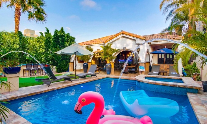 San Diego House | Private Luxury Resort Home in ♥ of the City - Pool ♥ Spa ♥ Outdoor Lounge ♥ Casa Paradiso