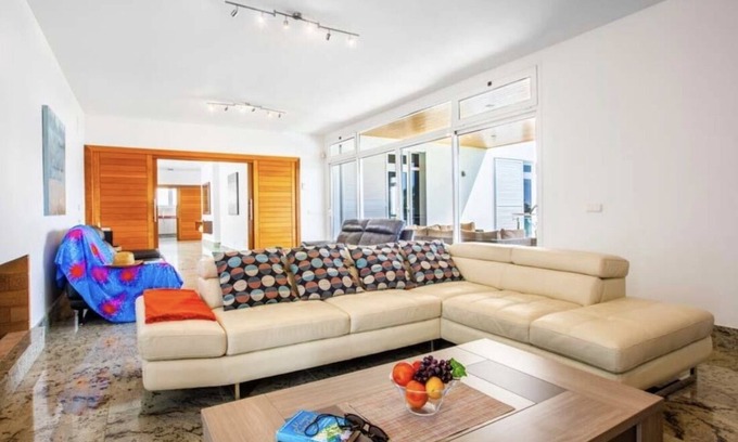 Puerto Calero Villa | Private luxury villa