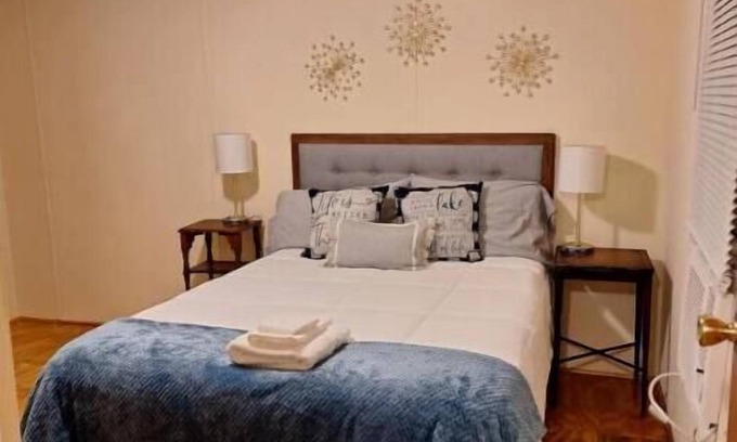 Hinesville House | Private manufactured studio designed to accommodate single individual or couple.