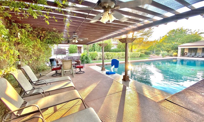 Las Vegas Villa | Private Massive Pool Home, Tennis Court, Basketball Court, and Game Room!