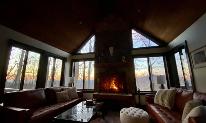 Roseland House | Private Mountain Lodge with Panorama Views