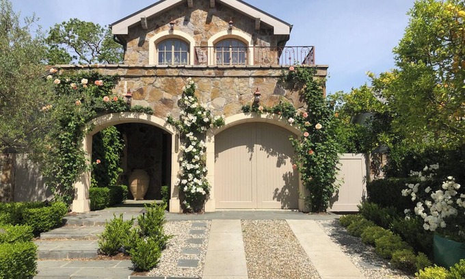 Yountville House | Private New Luxury Home in Yountville – Heart of Napa Valley