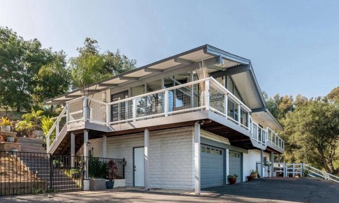 North Ridge House | Private Oasis in Beautiful Rural Escondido