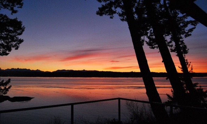 Quadra Island Apartment | Private Ocean View Suite