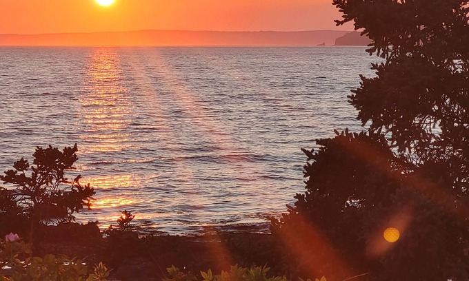 South Scots Bay Cottage | Private Oceanfront Cottage in Scots Bay – Your Quiet Escape on the Bay of Fundy