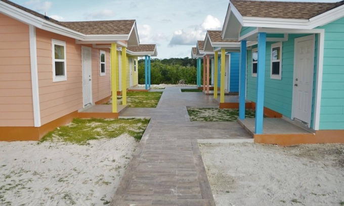 Rolleville Cottage | Private One Bedroom Cottage- Bonefish Creek