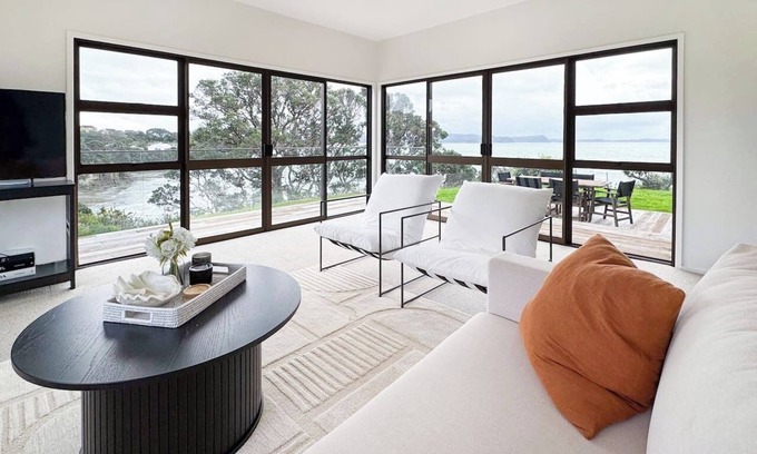 Stanmore Bay House | Private Paradise With Sea Views