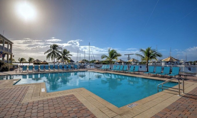 Key West Condo | Private Parking & Waterfront - Grand Marina Suite
