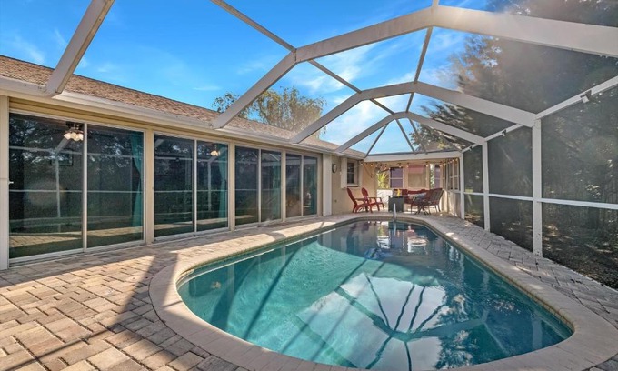 Port Charlotte - Charlotte Harbor Villa | Private Pet Friendly Villa with Heated Pool - Villa Turtle Cove - Roelens Vacations