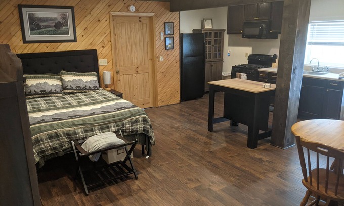 Salisbury Apartment | Private, pet friendly studio with many amenities.