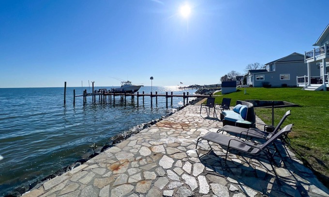 Fort Howard House | Private pier by Kurtz Beach pet-friendly Dock of the Bay