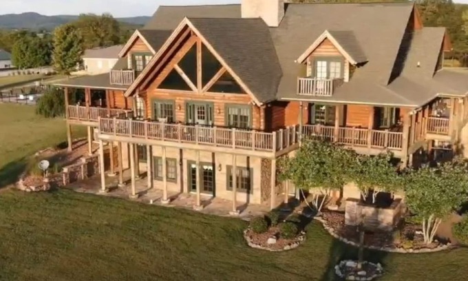 Castalian Springs House | Private Playground with over 100 acres of Fun!