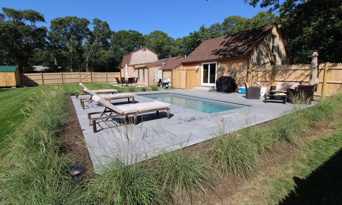 Eastham House | Private Plunge Pool and Large Fenced Yard (2320)
