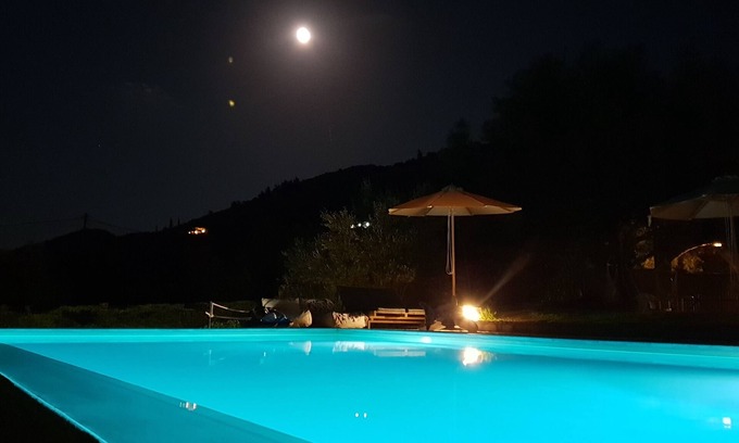 Galatas Resort | Private Pool Country Cottages