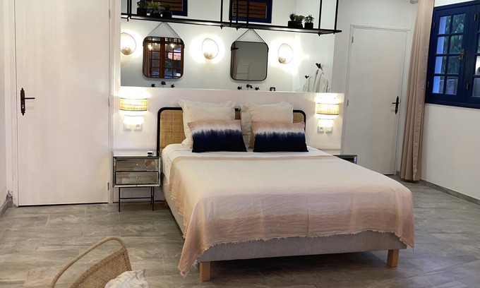Fort-de-France Apartment | Private Pool junior suite
