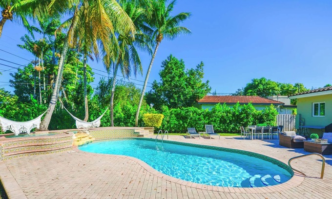 South Miami House | Private Pool Oasis – Ideal Vacation Escape