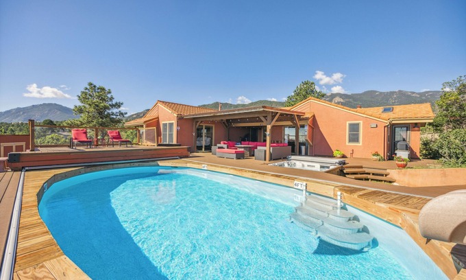 Skyway House | Private Pool/Slide/Hot Tub-5 min to Broadmoor/7 Falls/Zoo, Borders Open Space