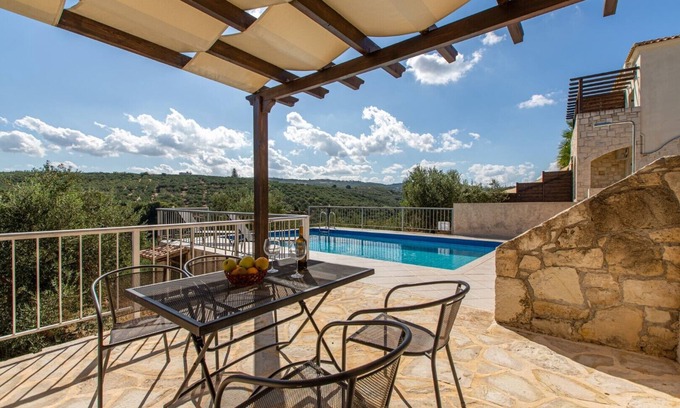 Darmarochori Villa | Private pool ★ Sea view ★ Cretan style villa ★ 2bedrooms ★ 6 sleeps