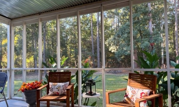 Aiken House | Private, Quiet, and Comfortable 3-bedroom house in charming Aiken with WiFi